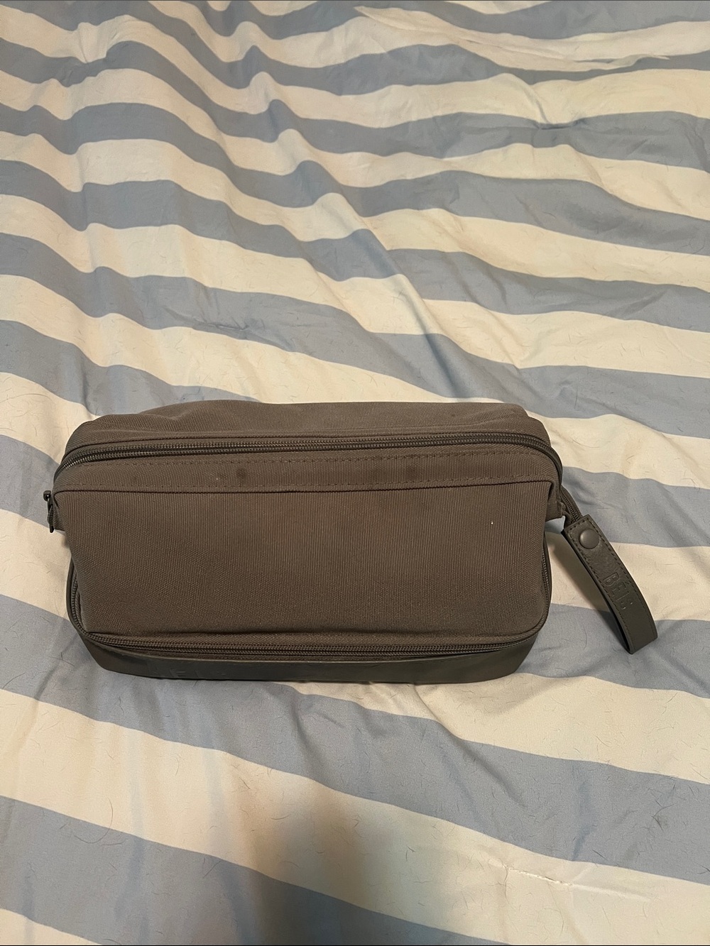 Barely used Beis dopp kit
